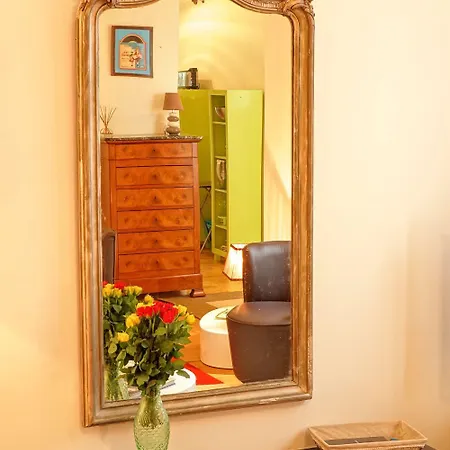 2 Pieces En Hypercentre, A Pied Biarritz